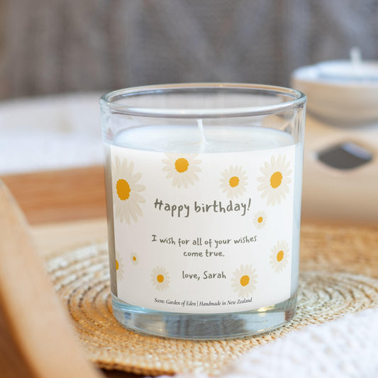 Happy birthday, birthday gift, personalized gift, gift for kid, gift for her, gift for best friend, gift for friend, daisy flower, candle, coconut candle